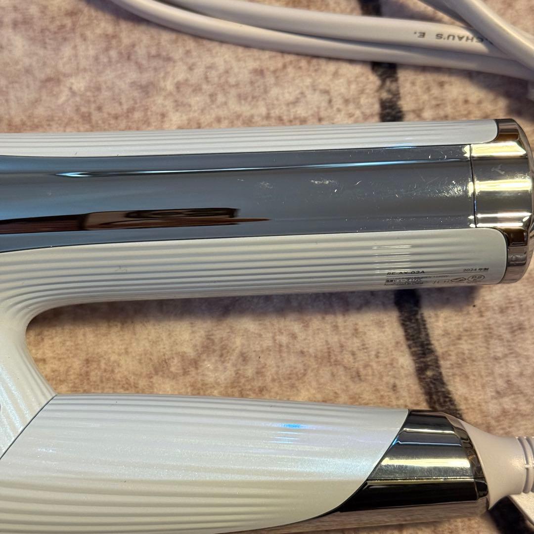 リファ　2024年製　RE-AX-02A 難あり