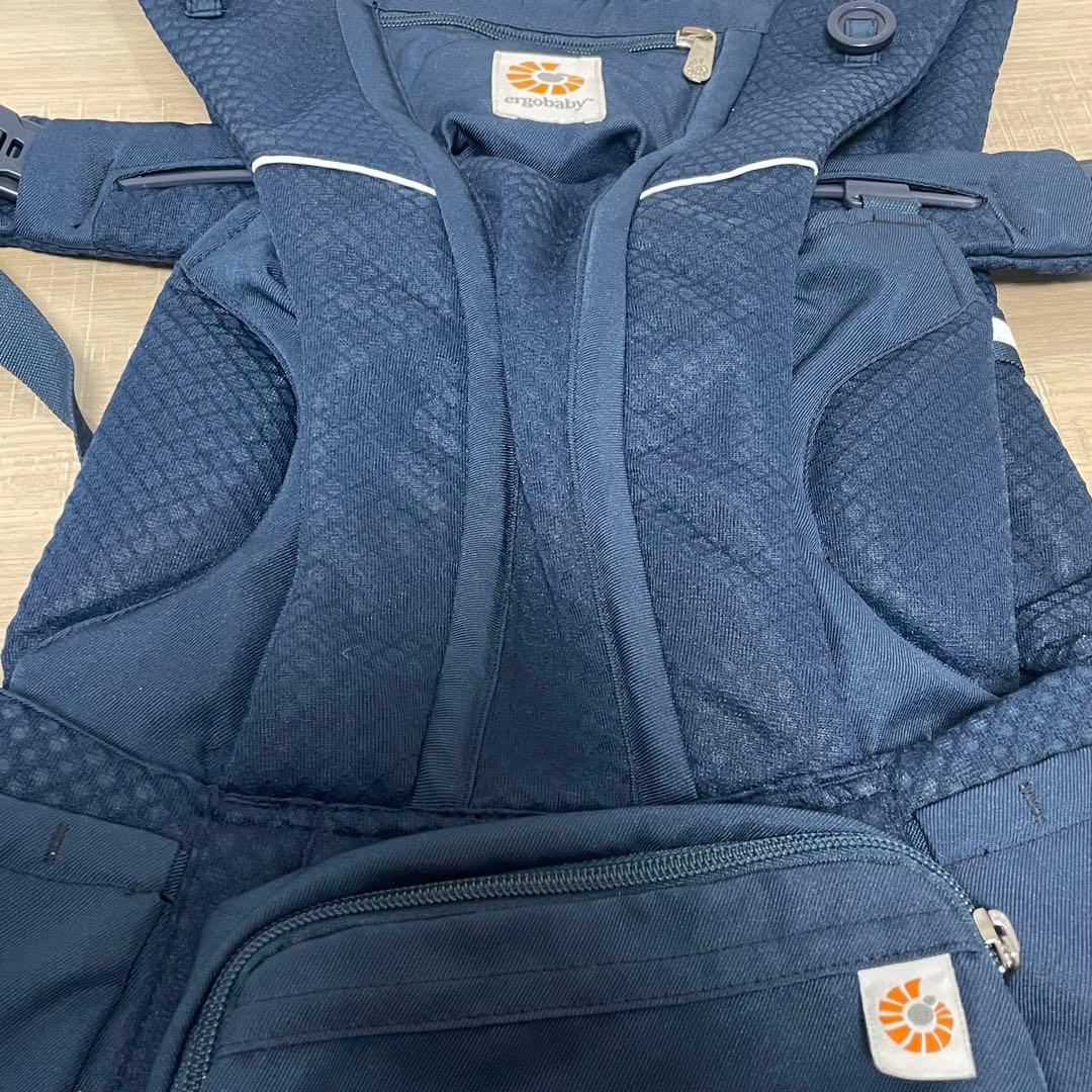 美品 エルゴベビー OMNI Breeze オムニブリーズ ミッドナイトブルー