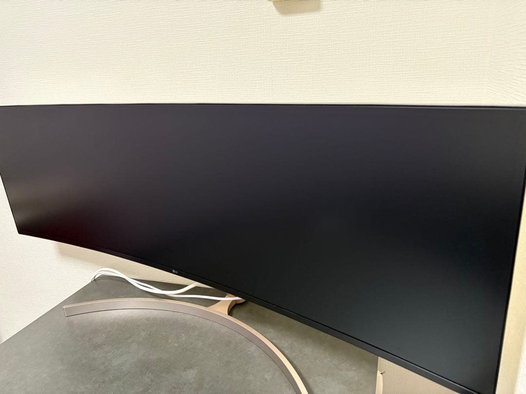 LG製 ウルトラワイドモニター49インチ　曲面ディスプレイ