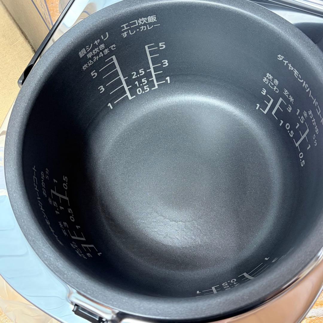 新品 Panasonic パナソニック IHジャー炊飯器 SR-HBA101-K