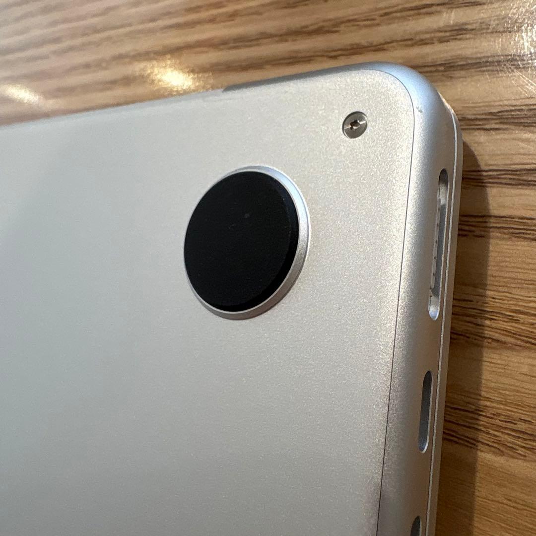 [充放電19回] MacBookAir M2 SSD256GB メモリ8GB