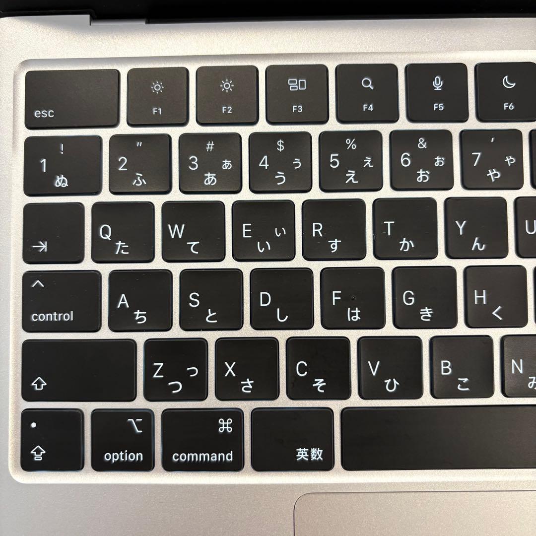 [充放電19回] MacBookAir M2 SSD256GB メモリ8GB