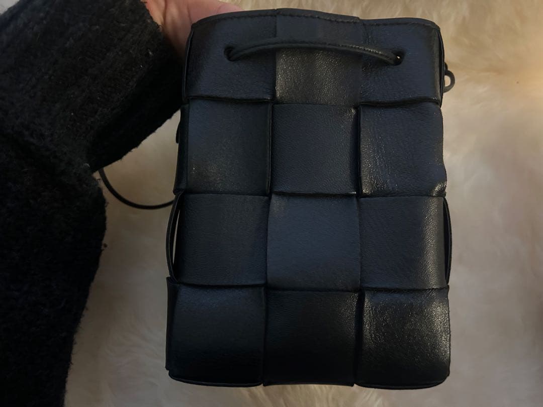 ボッテガヴェネタ　スモールカセットバッグ