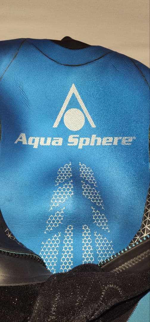 アクアスフィア傑作トライアスロン用ウェットスーツ　サイズS