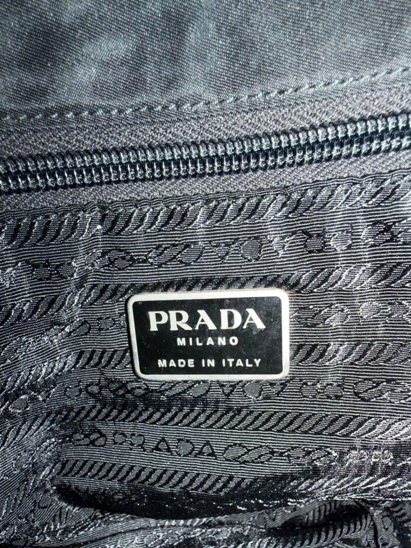PRADA ブラック ナイロン メッセンジャーバッグ　ショルダーバッグ