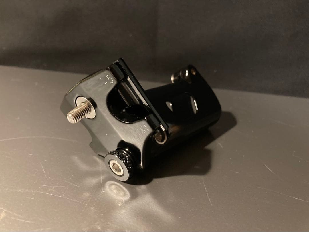 TCR Advanced SL シートポストクランプ