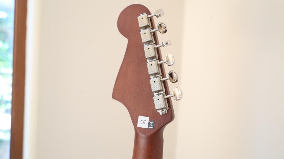 Fender NewPorter Player ナチュラル　美品　エレアコ