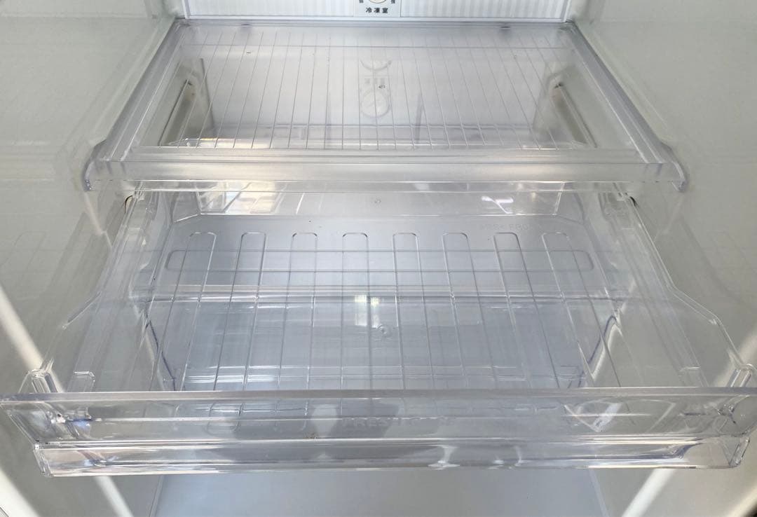 シャープ　ノンフロン冷凍冷蔵庫　SJ-C27E-S 2018年製　271L