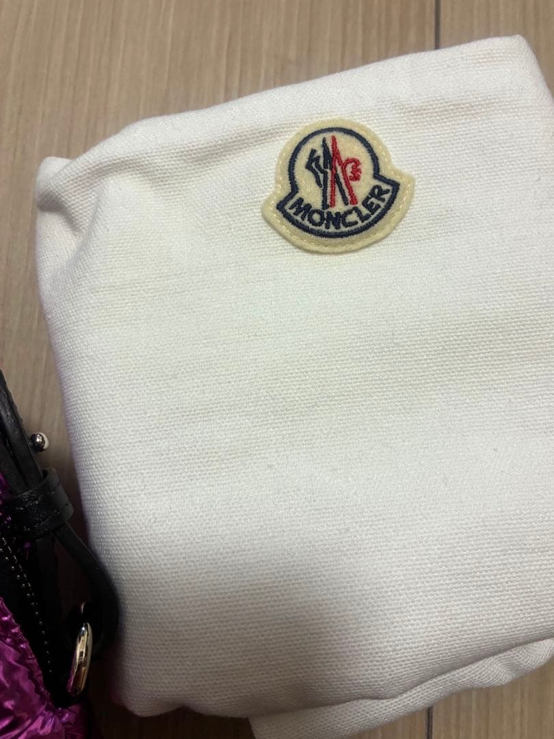 Yukko モンクレールピンク ナイロン ショルダーバッグ