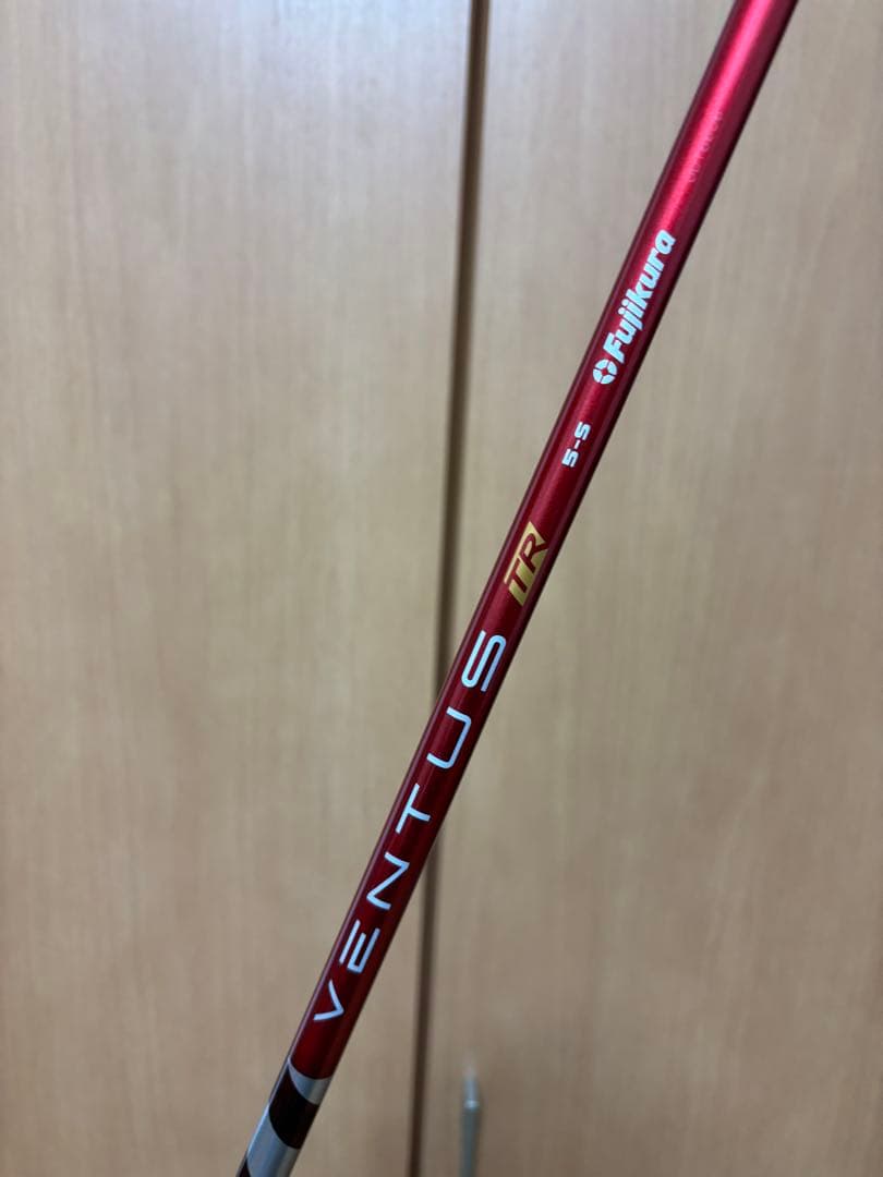 テーラーメイド　ベンタスレッド tr 5S スリーブ付き