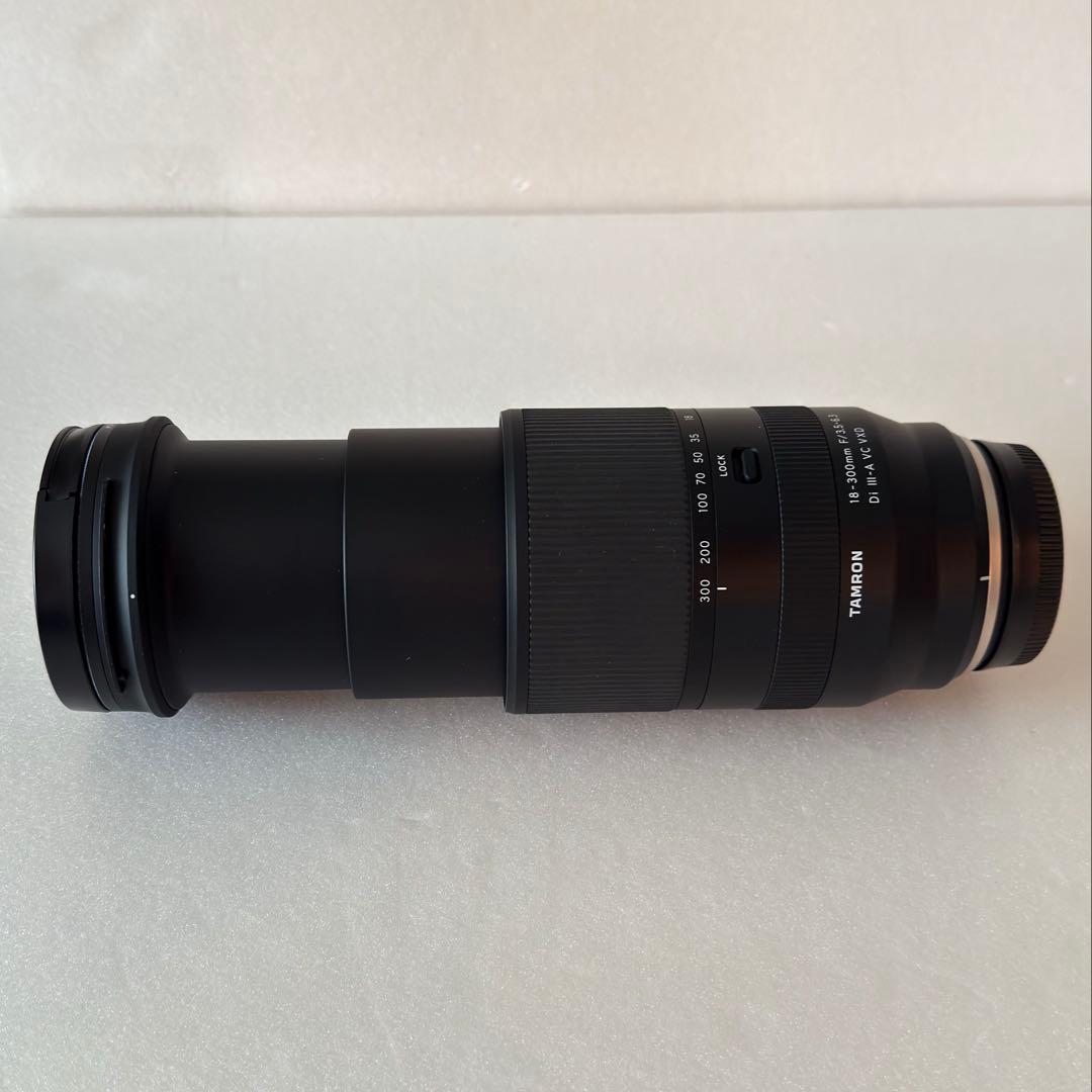 タムロン 18-300mm F/3.5-6.3 Di III-A VC VXD