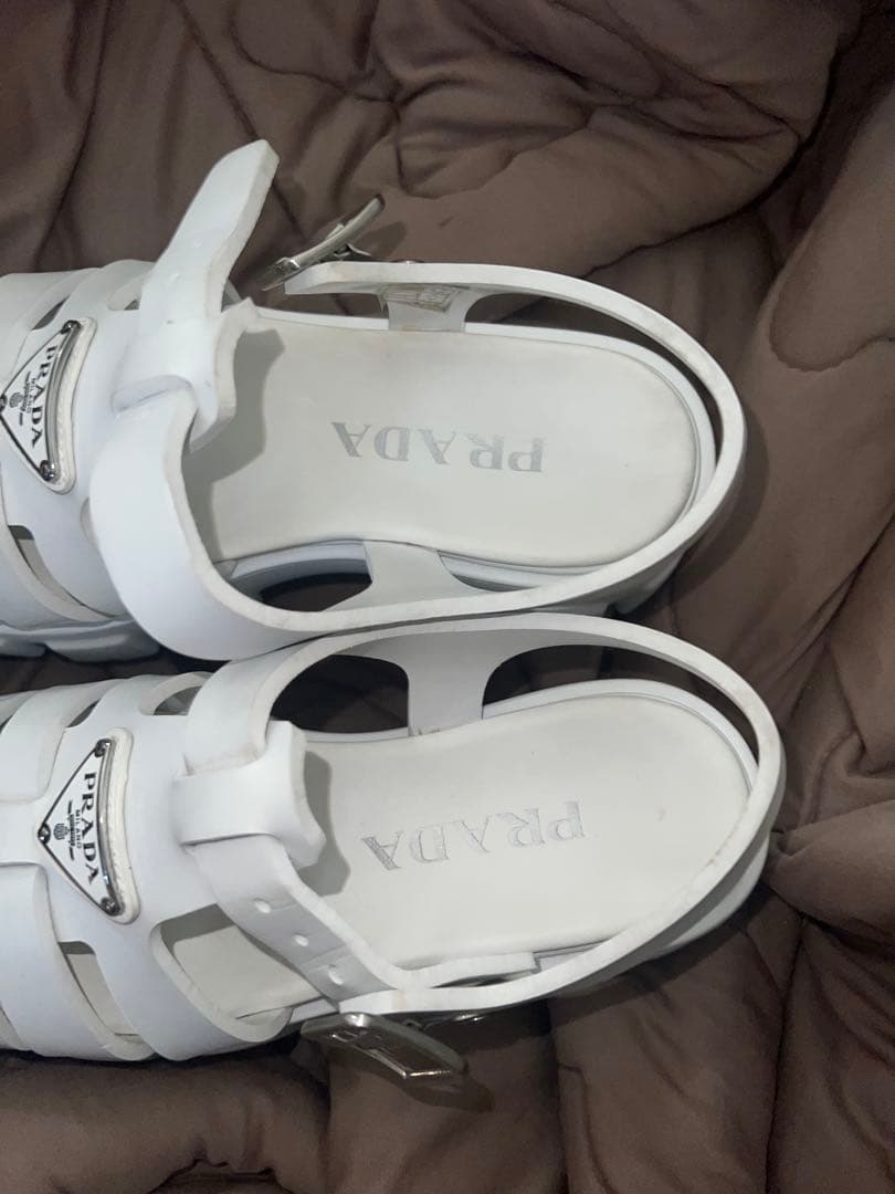 PRADA モノリスラバーサンダル　37