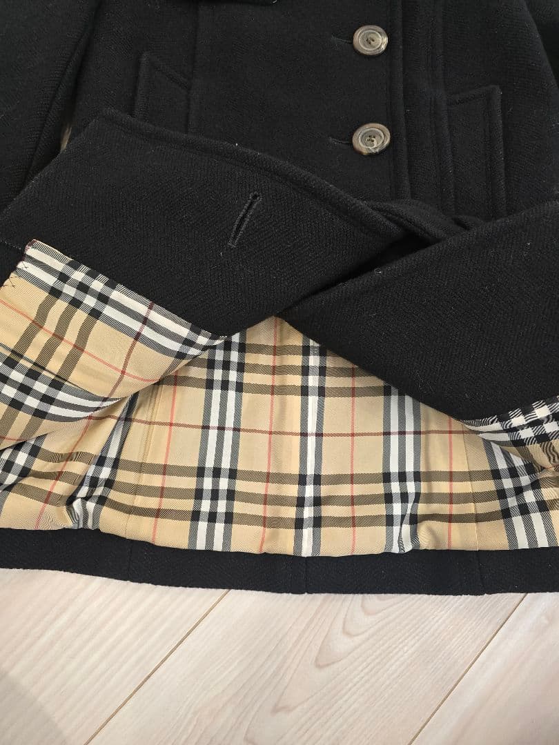 バーバリーブルーレーベル　M　フード付き黒ウールピーコート