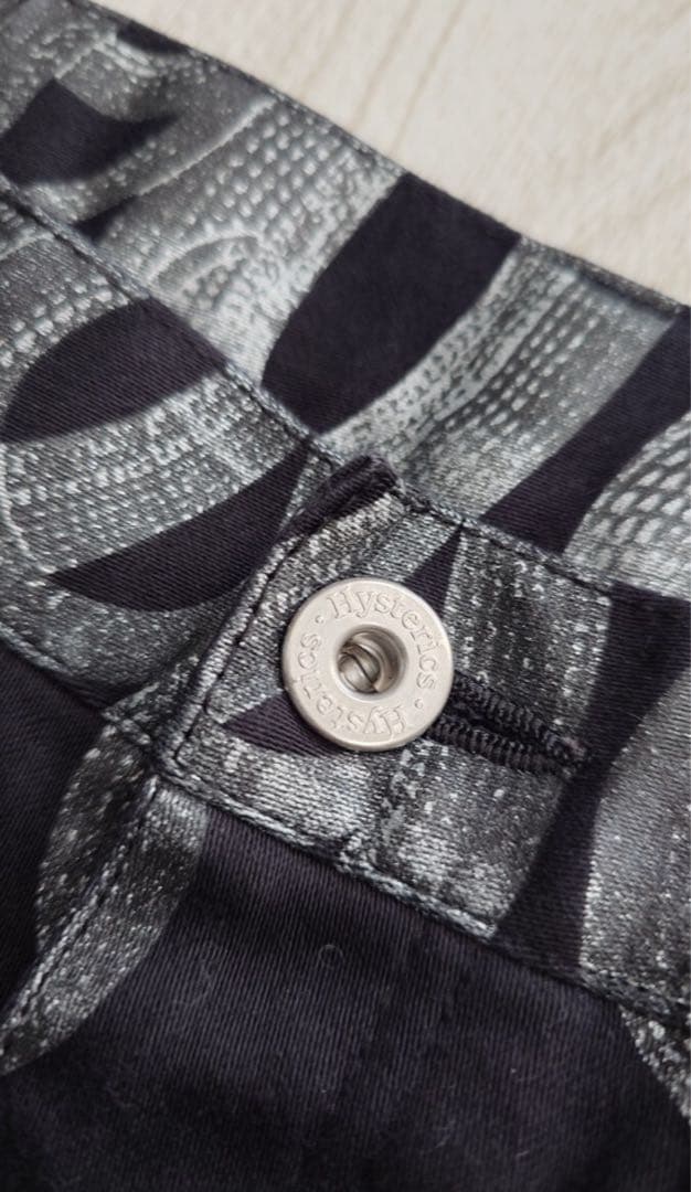 ヒステリックグラマー　HYSTERIC GLAMOUR　スネークデニムパンツ 黒