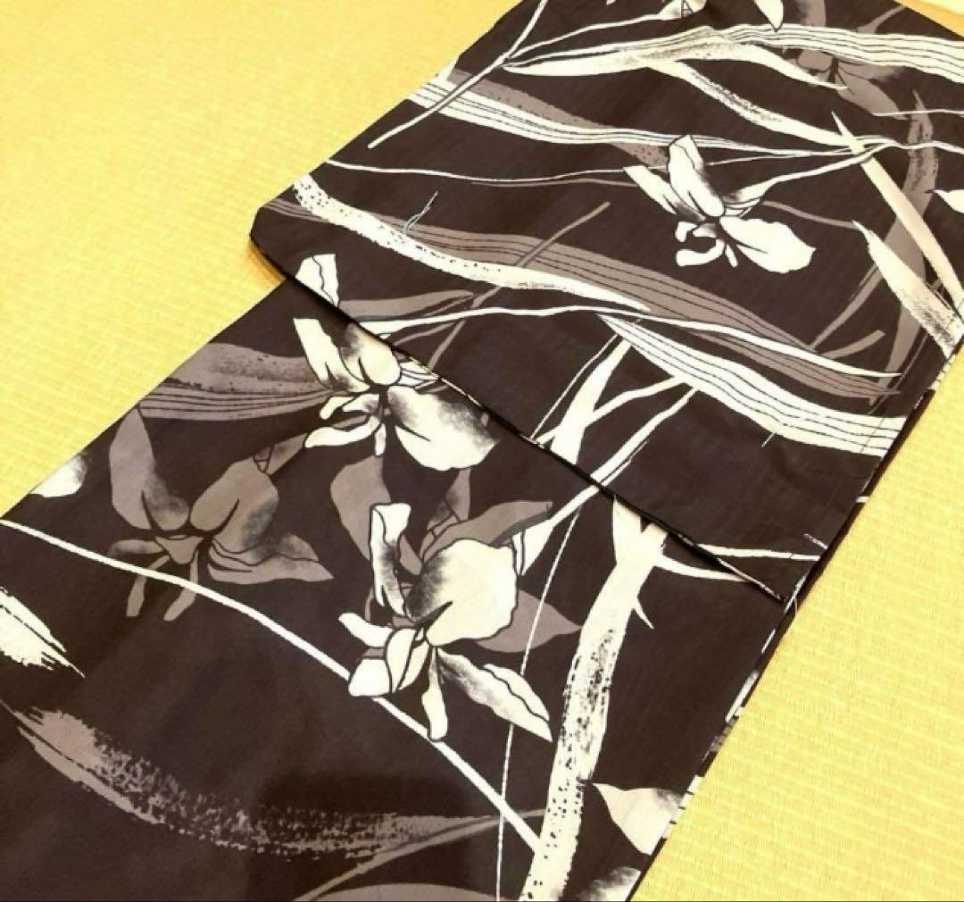 最終値下げ SALE！ ノーアイロン高級吸水速乾素材菖蒲柄浴衣セット