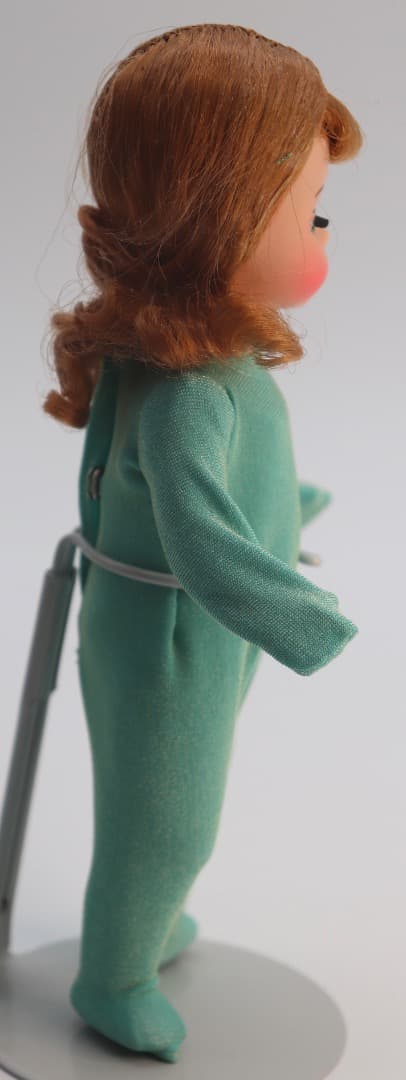 Madame Alexander ディノザウルス・コスチューム人形 約18cm