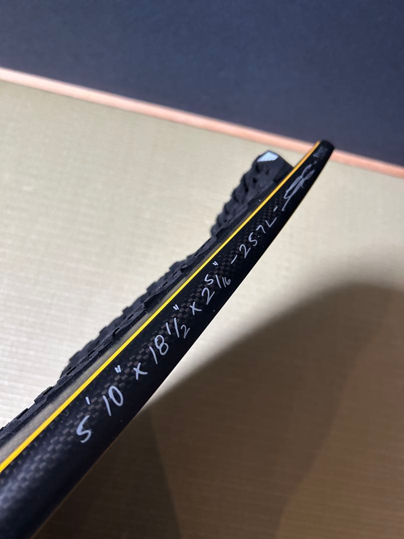 JSサーフボード　goldenchild 5'10