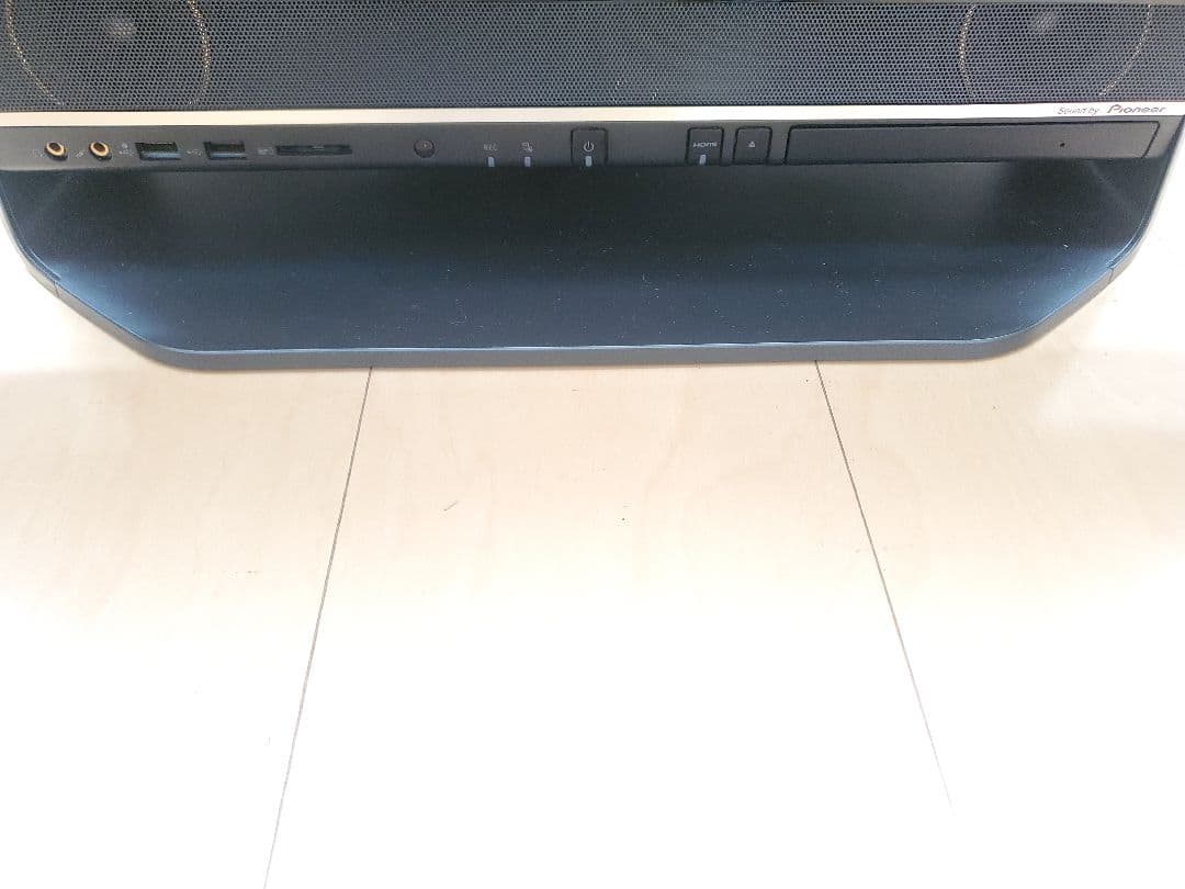 富士通FMV/i7-7700HQ/M.2SSD1TB/32GB/BD/DVDS