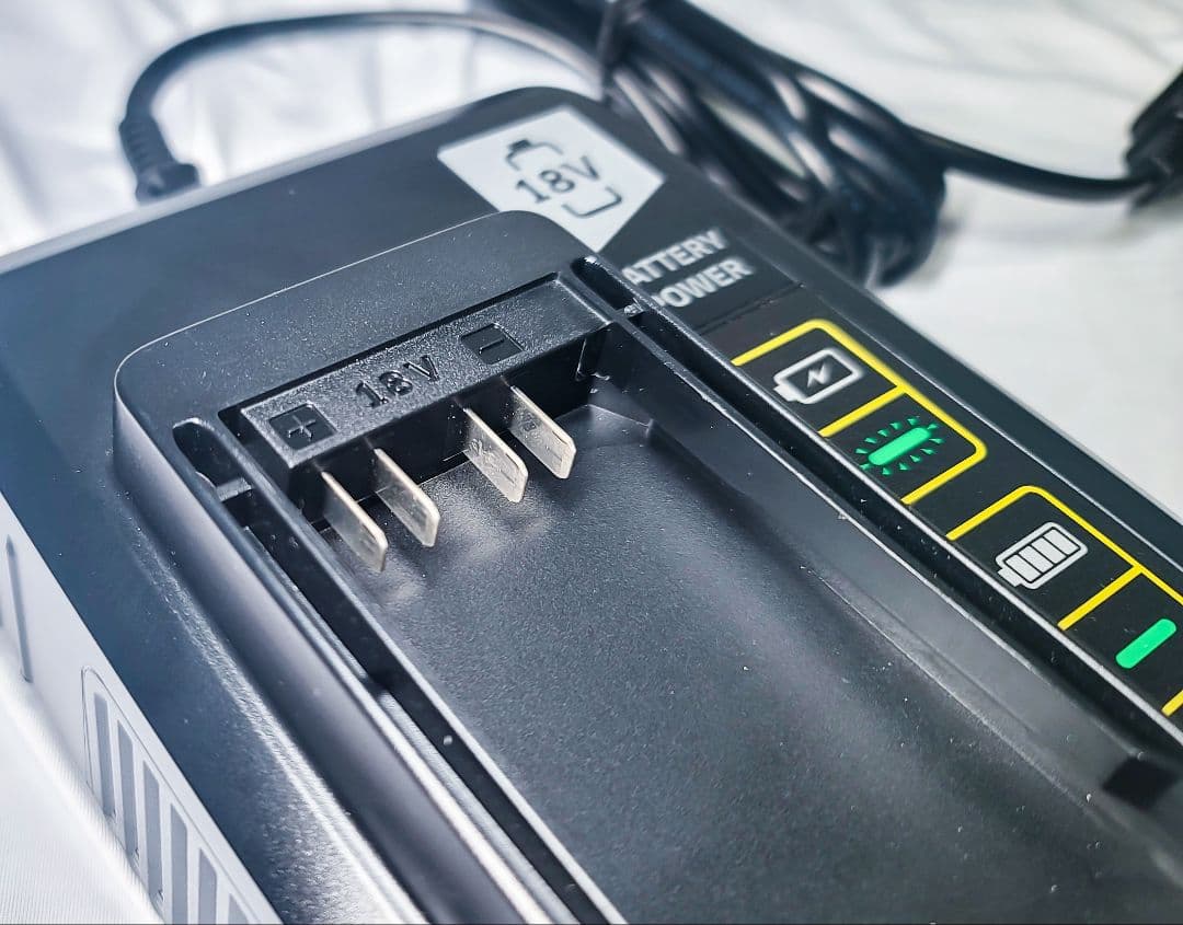 【バッテリー無し】ケルヒャー KARCHER モバイル高圧洗浄機 KHB6