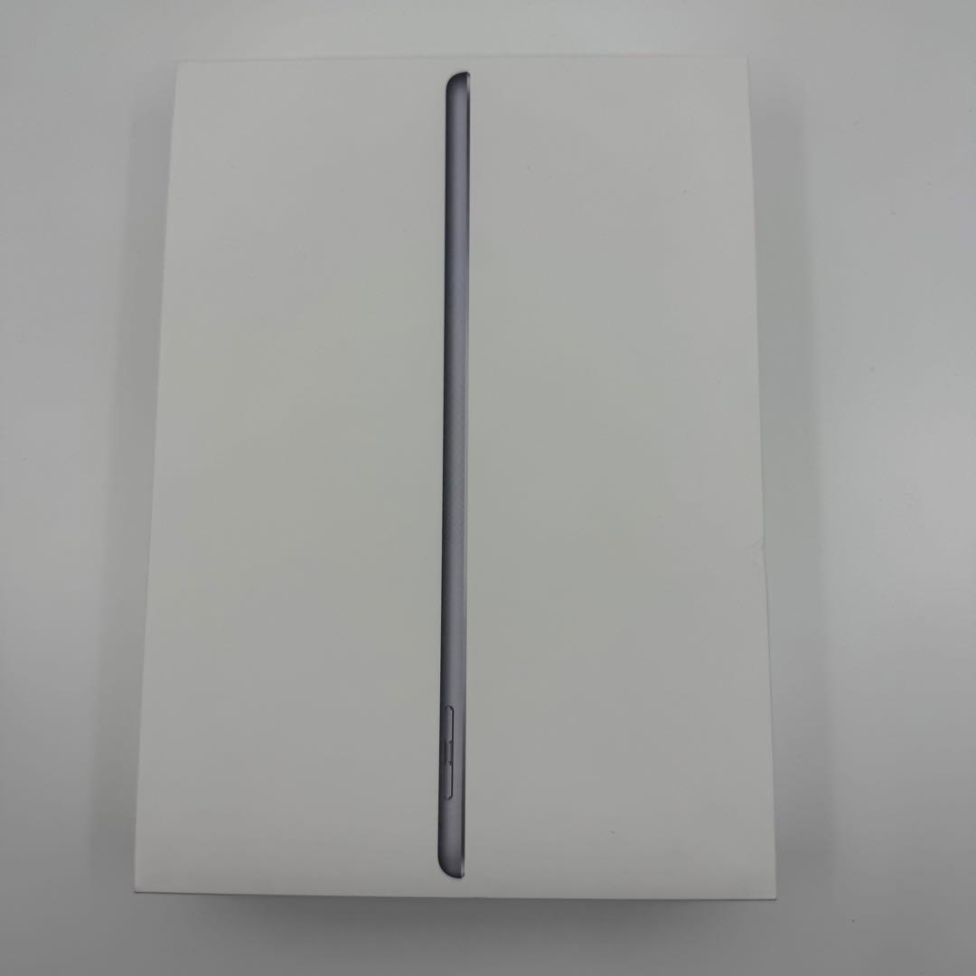 iPad 第6世代128G Wifi グレー