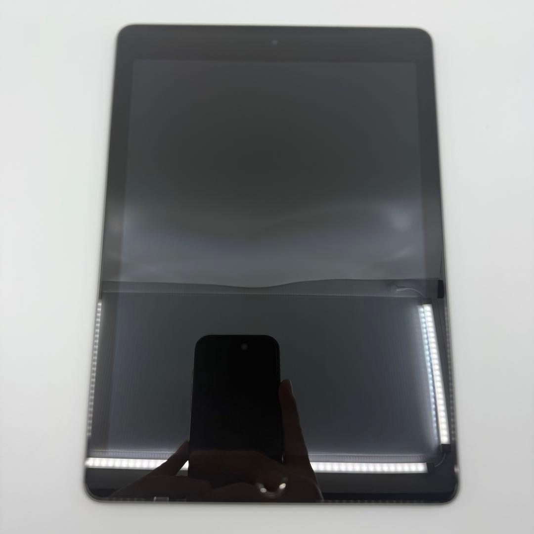 iPad 第6世代128G Wifi グレー