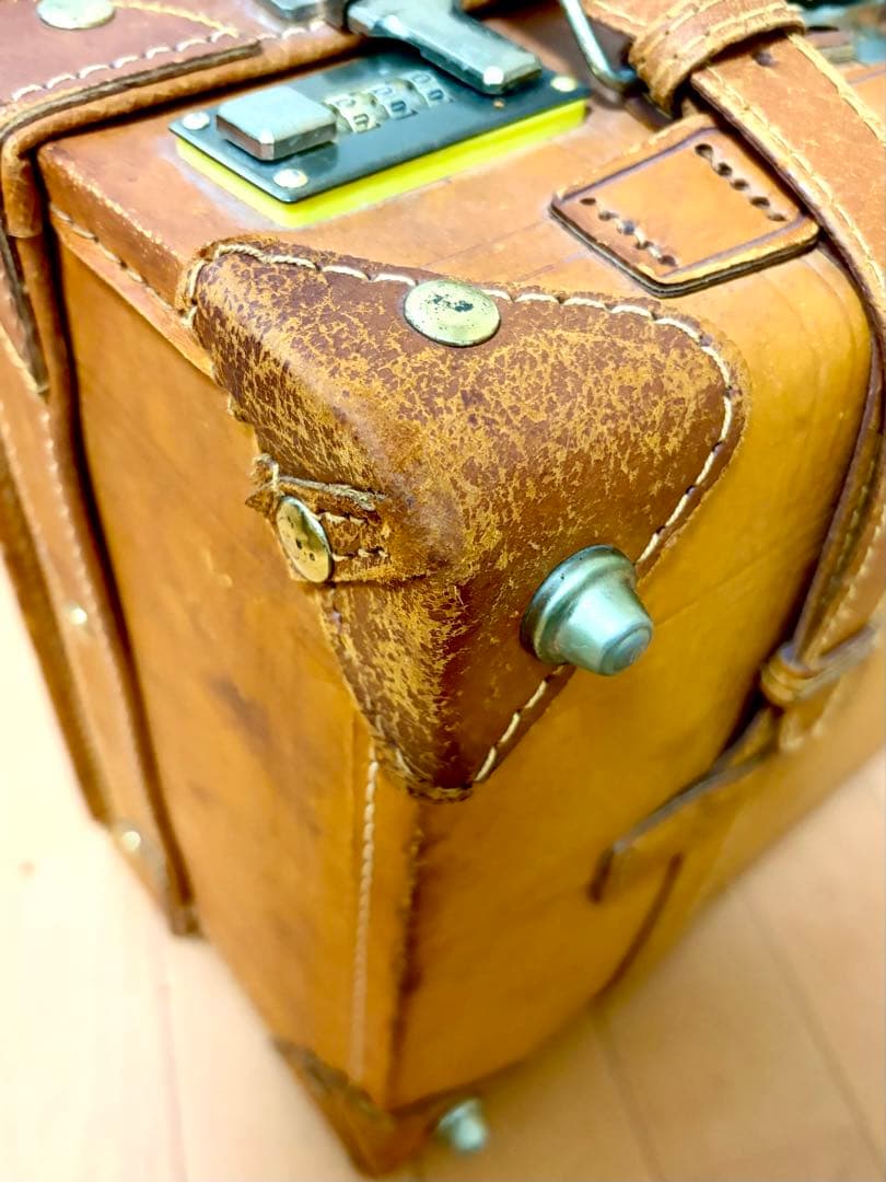【レア】革製トランクケース アンティークヴィンテージスタイル アサヒビール 鍵付