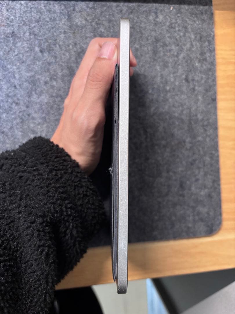 iPad mini 6 64GB スターライト +MOFTスタンド・ストラップ付