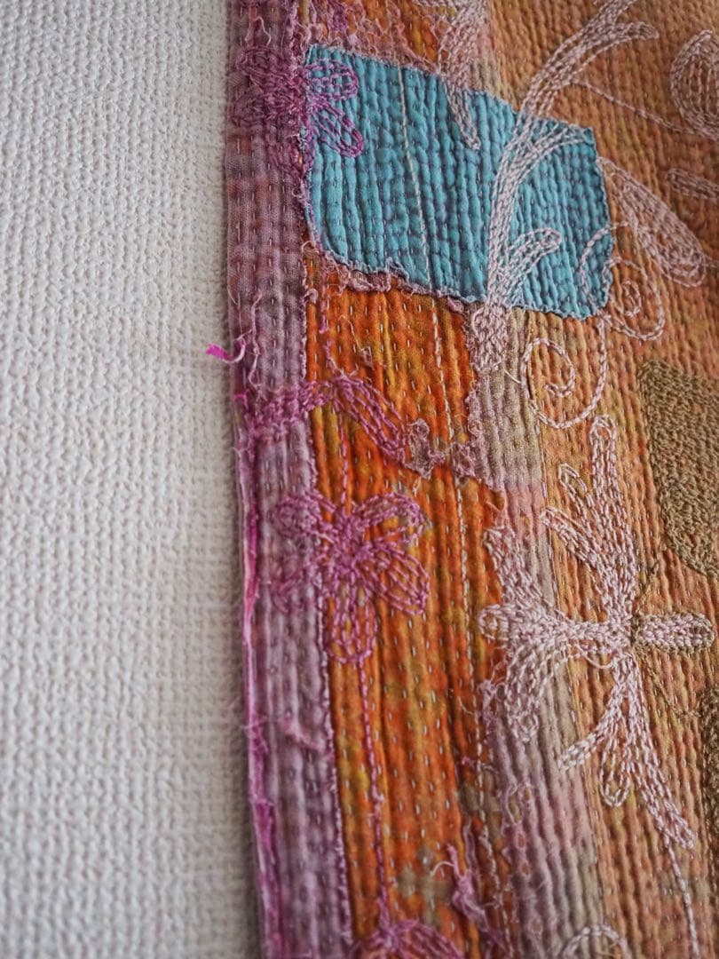 【希少】スザニ刺繍カンタキルト　スザニ刺繍　インド　一点もの