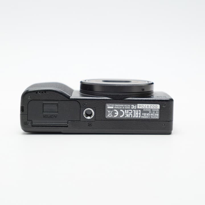【最終値下げ•即日発送可】RICOH GRIIIx　おまけ付き