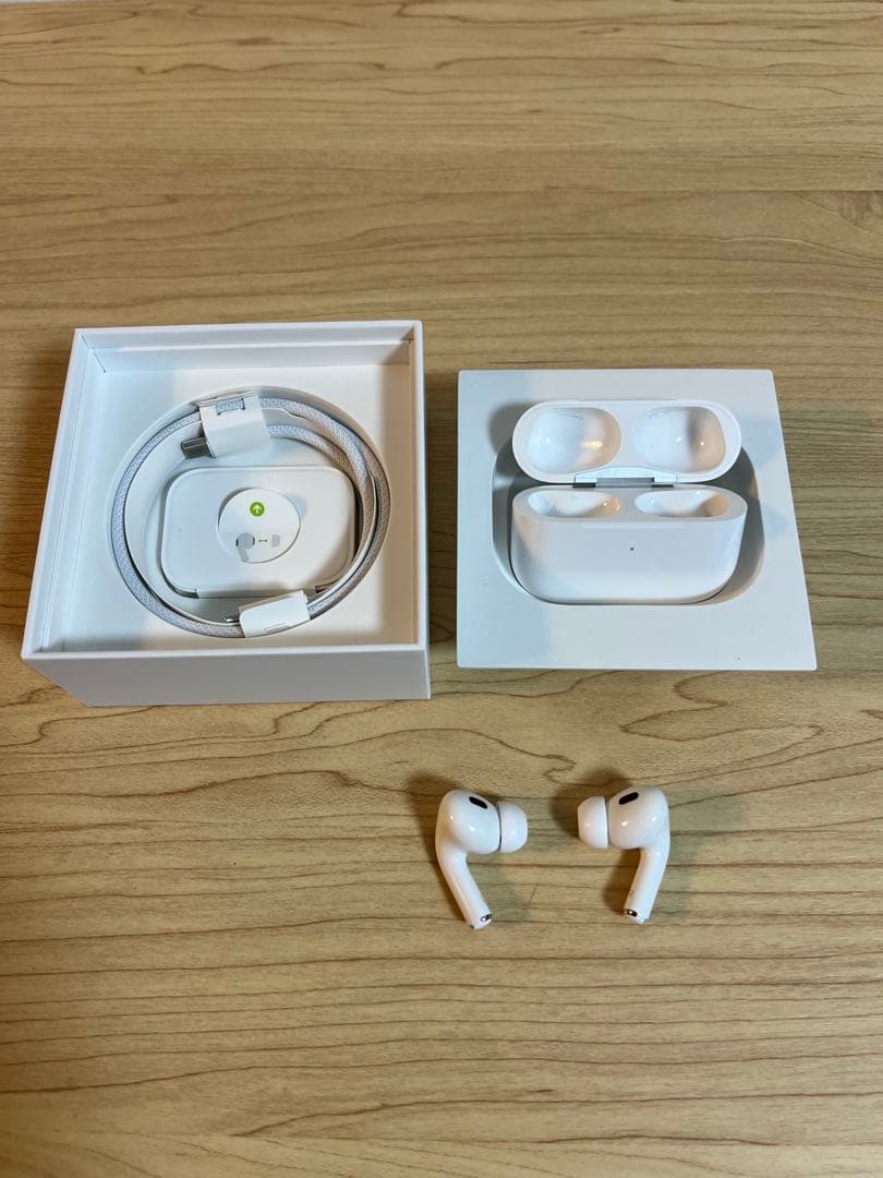 Apple AirPods Pro 第2世代 ほぼ未使用