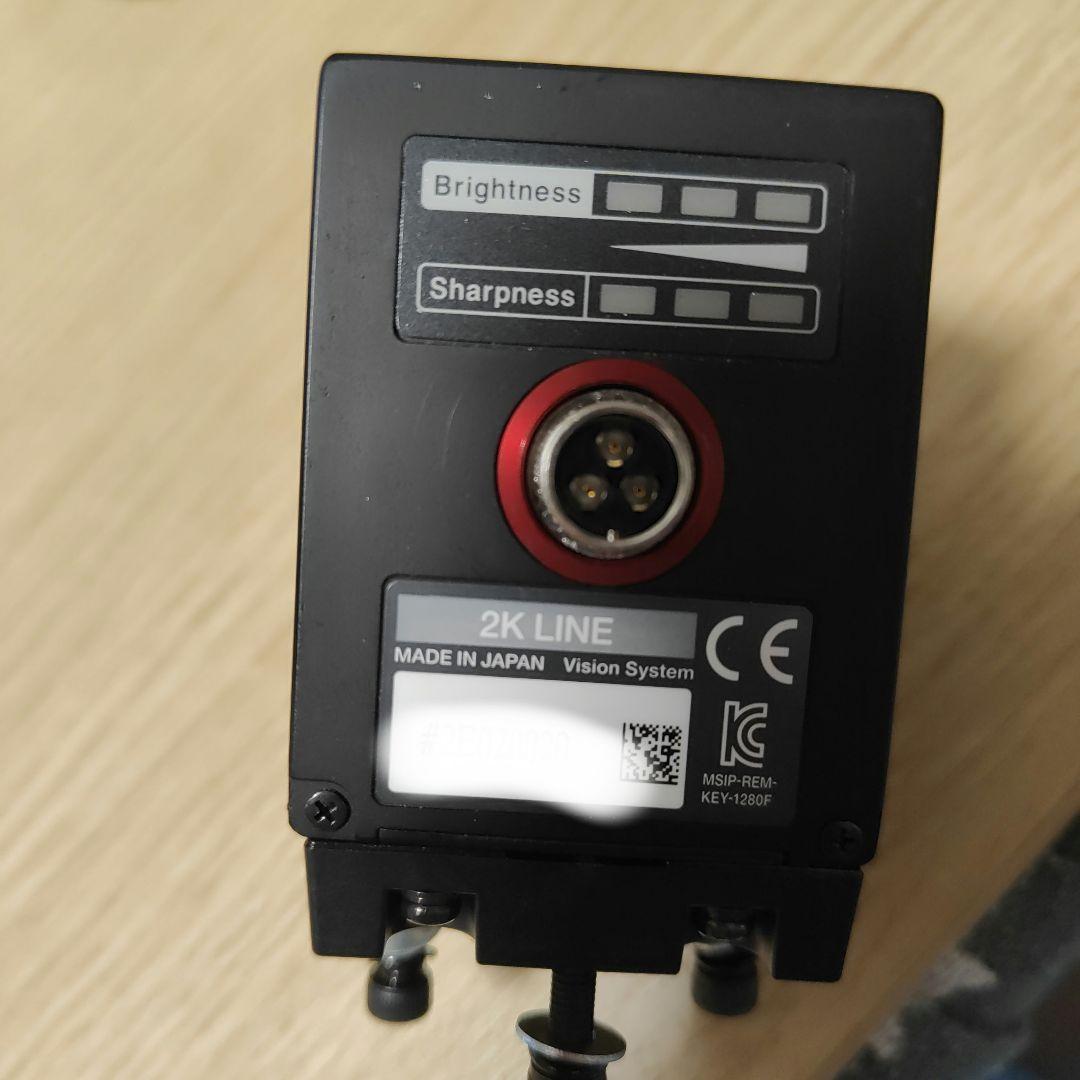 キーエンス　2000画素ラインスキャンカメラ　CA-HL02MX