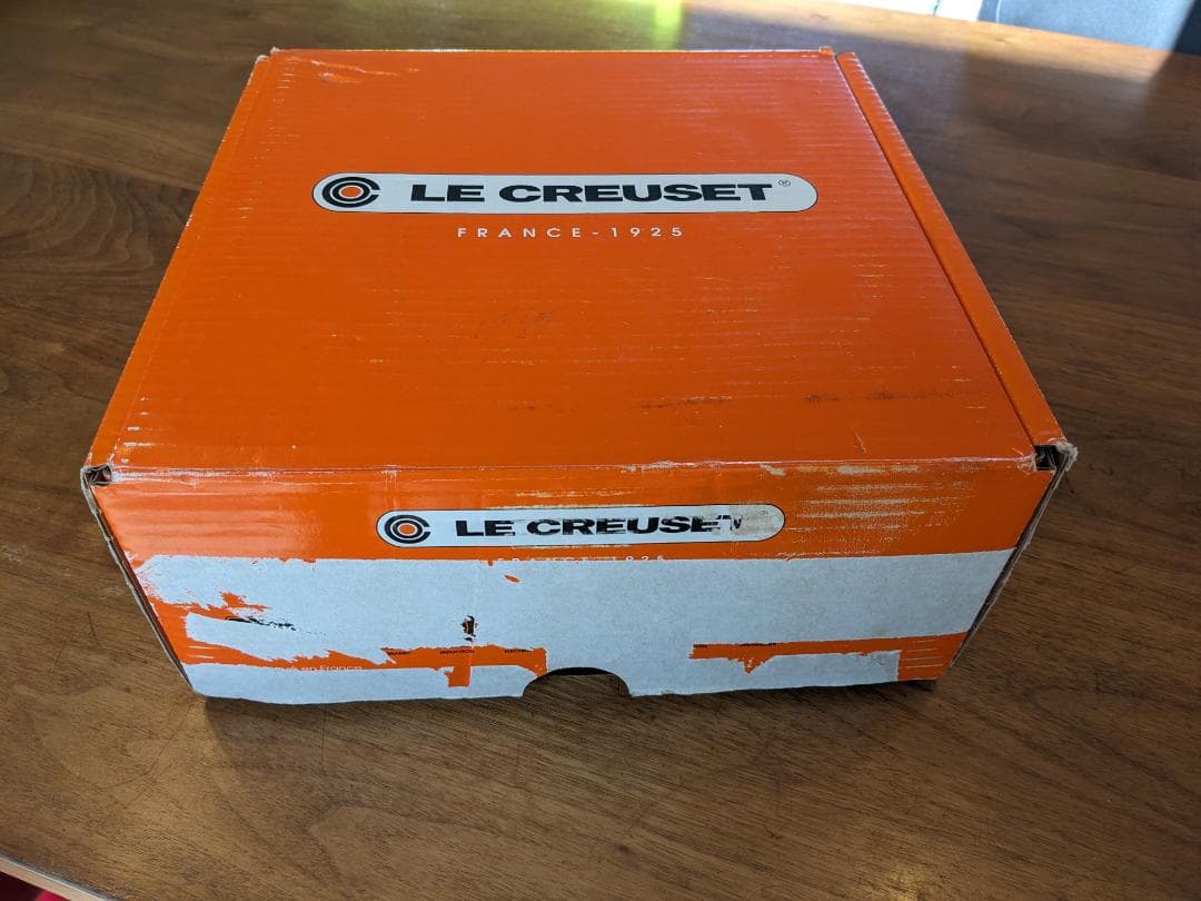 【LE CREUSET/ル・クルーゼ】ココット・ロンド 24㎝　マットブラック