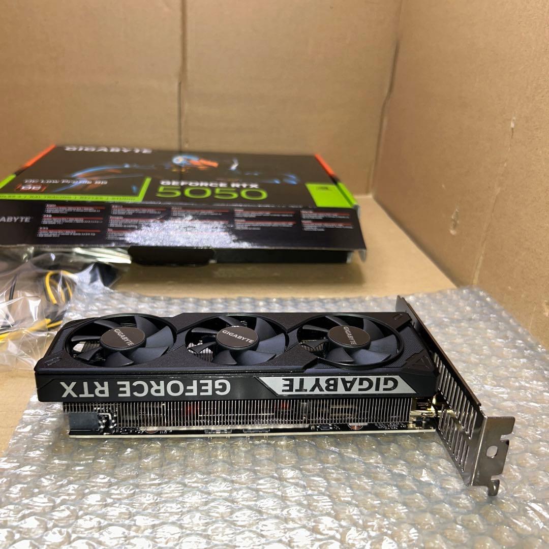 グラフィックボード・グラボ・ビデオカード GeForce RTX 5050 8G