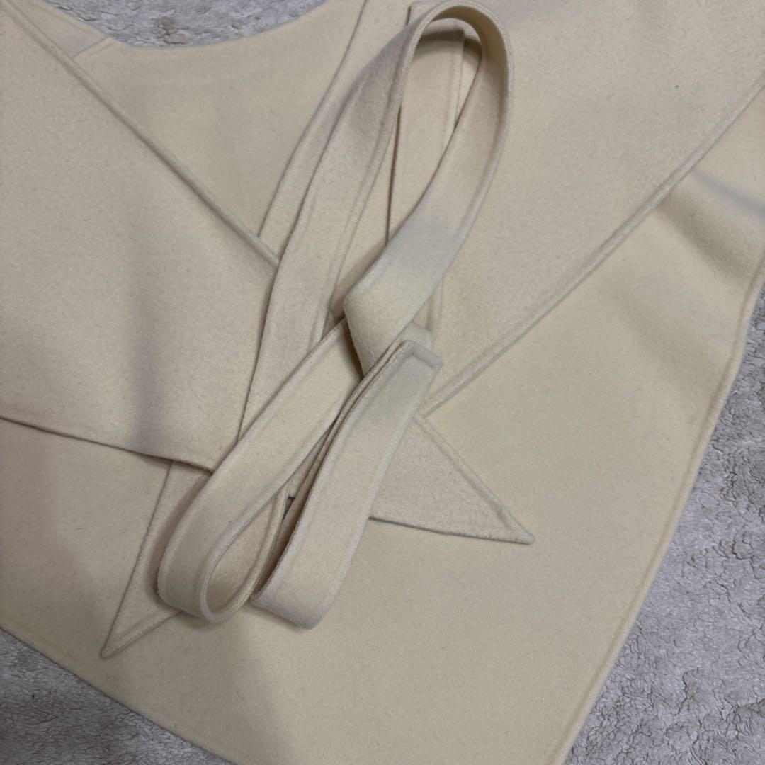 アニュアンスコート2024ベルト、ストールつき