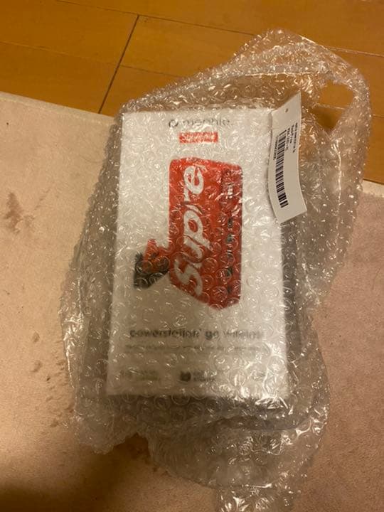 スマホアクセサリー Supreme mophie powerstation