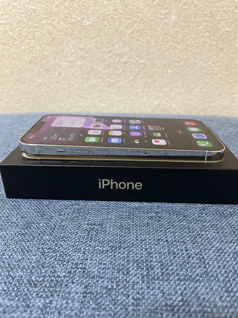 iPhone 13 Pro シルバー256GB シムフリーバッテリー新品100%
