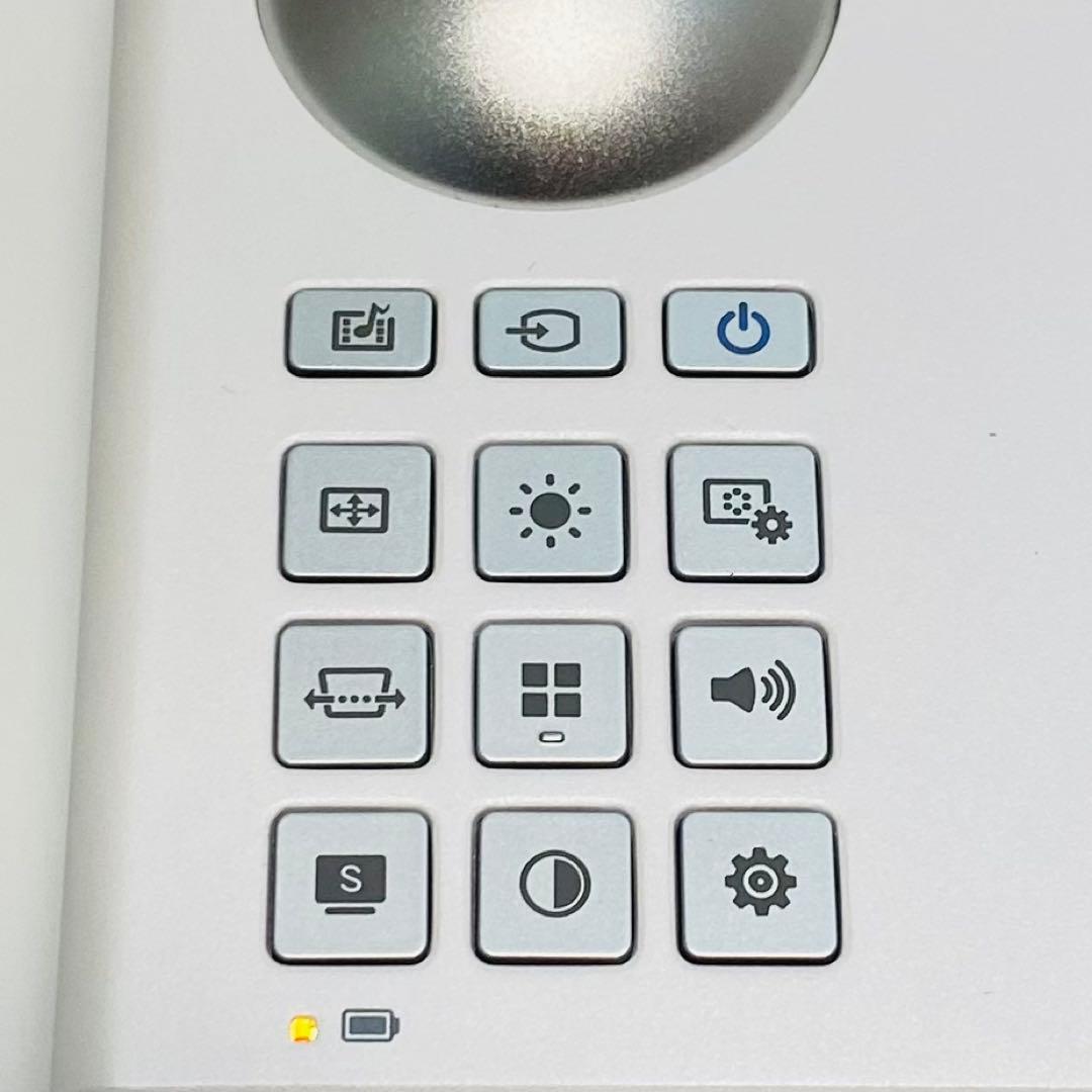 美品 ASUS 高輝度 モバイルバッテリー内蔵小型プロジェクター P3B