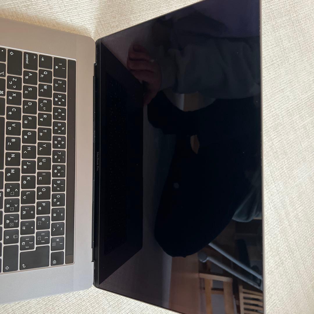 MacBook Pro スペースグレー 15インチ