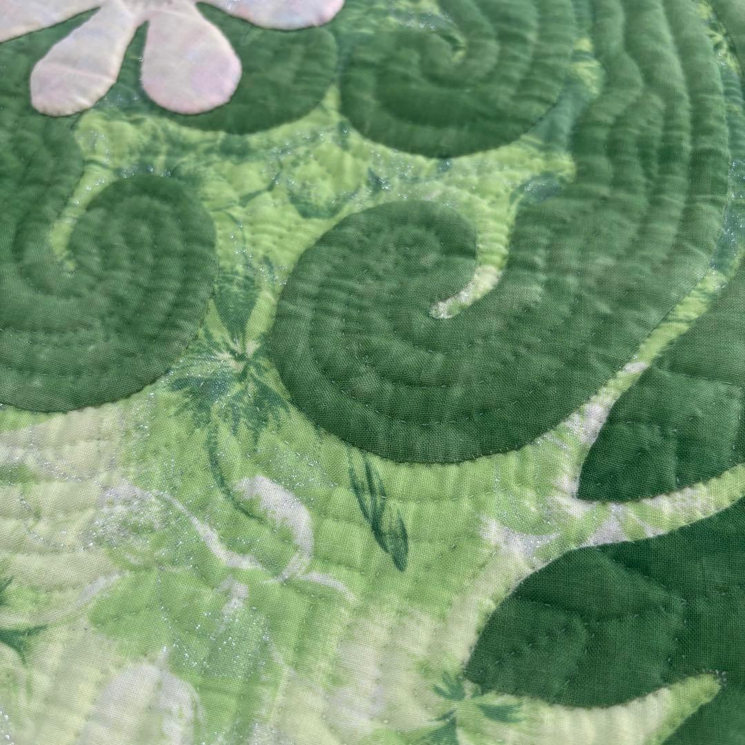 完成品　ハワイアンキルト　ティアレ　タペストリー 約81cm 送料込み 匿名配送