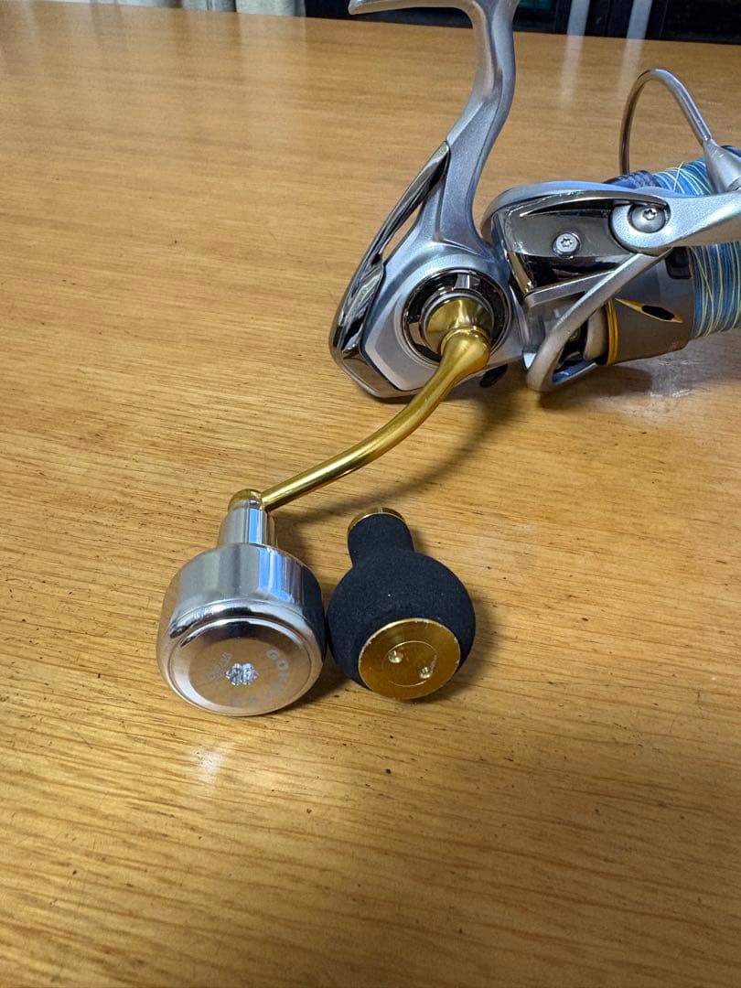 DAIWA 21フリームスLT4000-CXH スピニングリール