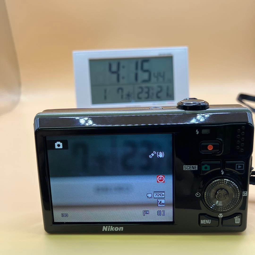 Nikon S6000 デジタルカメラ　1984