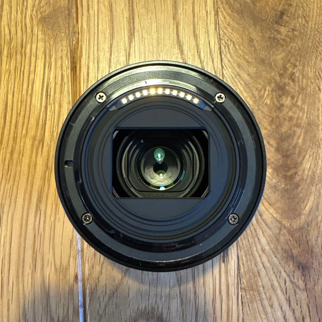 【ほぼ新品】 Nikon 単焦点レンズ　28mm 入手困難なスクエアレンズフード