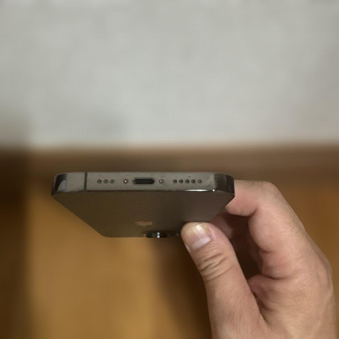 アジ商品　iPhone13pro 128G simフリー