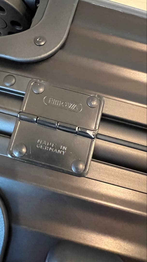 RIMOWA リモワ トパーズ ステルス 82L 986.15 4輪新品です