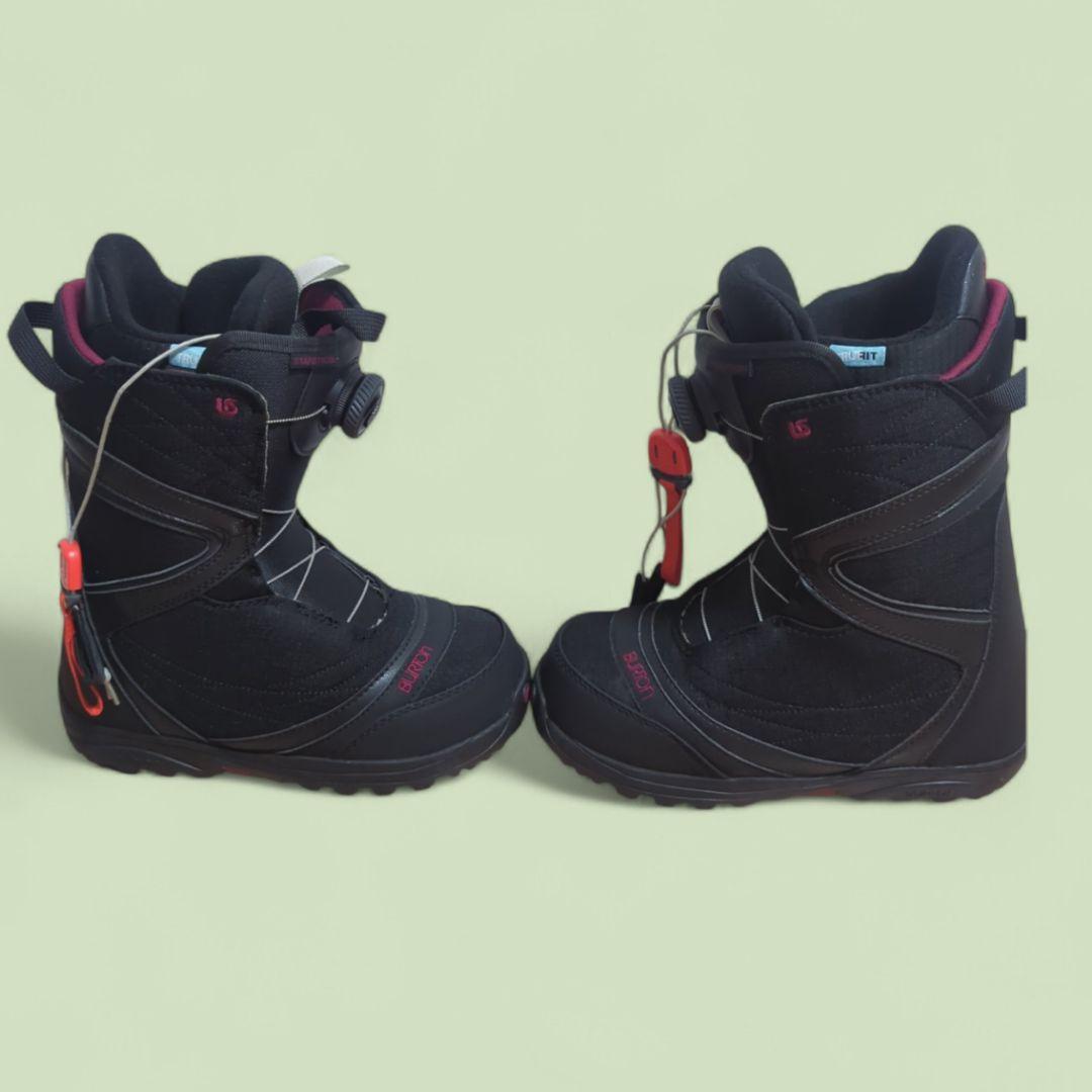 即日発送★BURTON スノボブーツ　STARSTRUCK BOA 23.5㎝