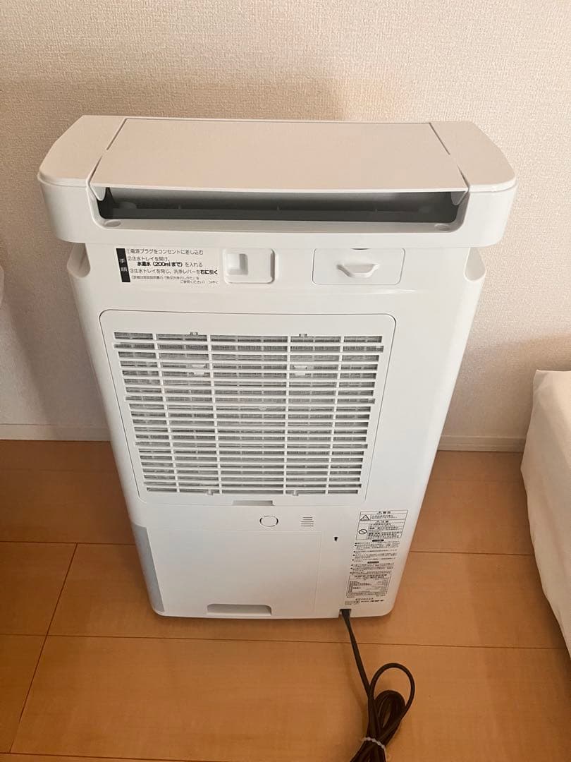 除湿機 ホワイト　CD-WH1823(W)