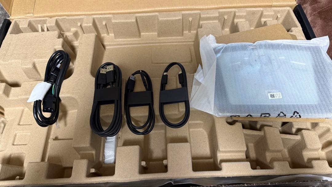 DELL U2723QX 27インチ 4Kモニター