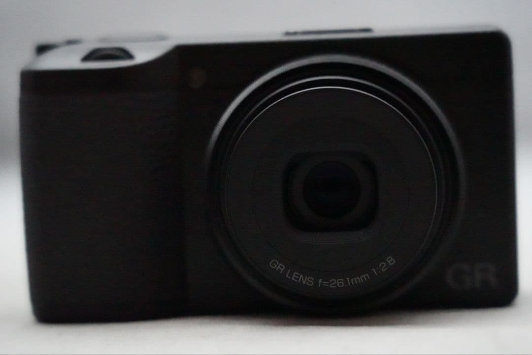 ☆付属品多数☆ リコー GR Ⅲx GRレンズ 26.1㎜ F=1:2.8