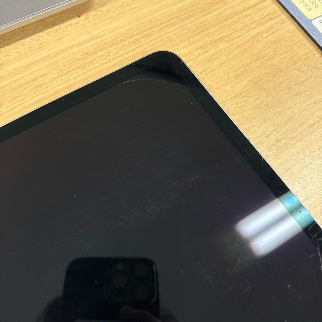 iPad Pro 12.9インチ　第6世代　SIMフリー