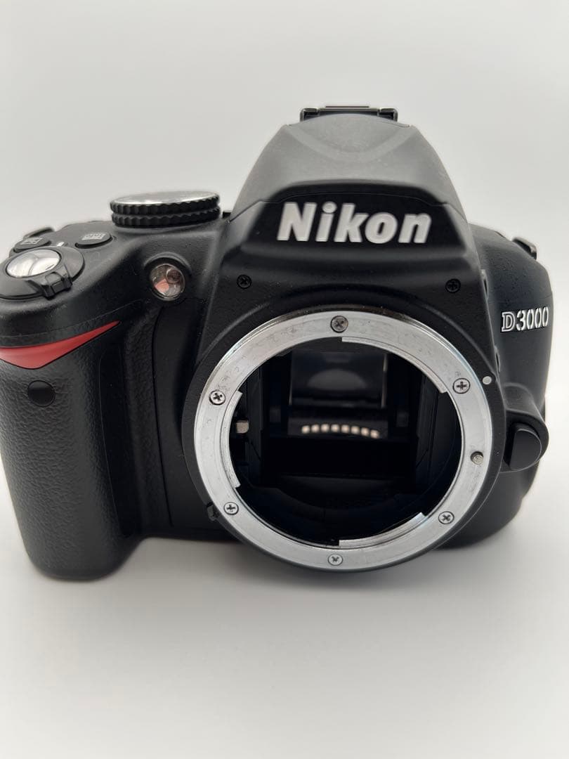 『完動美品』Nikon D3000 + AF-S DX 18-135mm セット